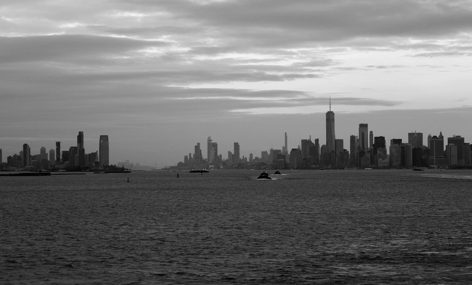 Black and white view of New York City, photographed by Anton Zakharchuk in 2023